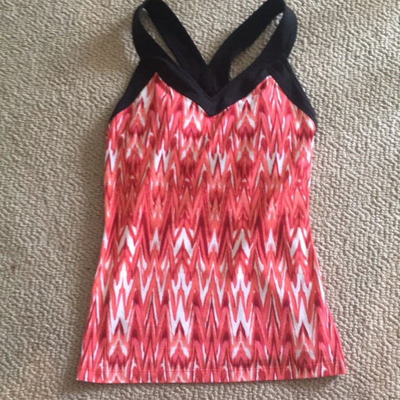 Lucy workout tank - Picture 1 of 2